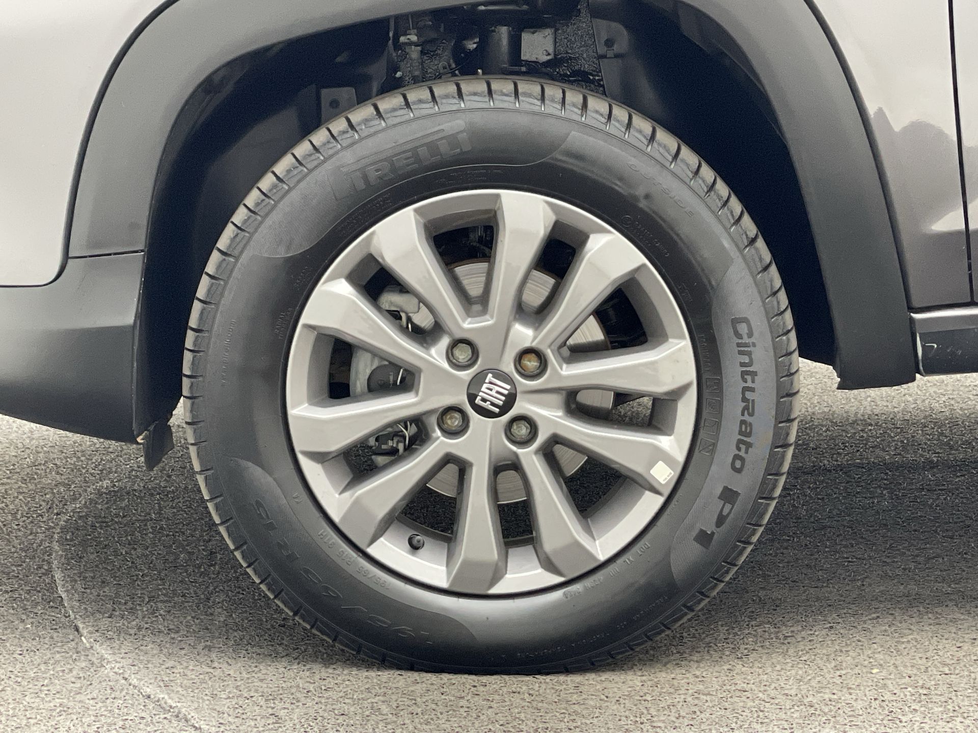 Strada Freedom 1.3 Flex 8V  CS Plus