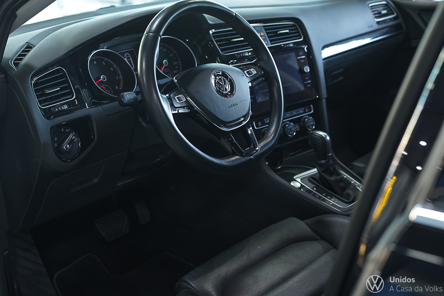 VW - Volkswagen-Golf-Golf Variant High. 250 1.4 TSI Flex Aut.