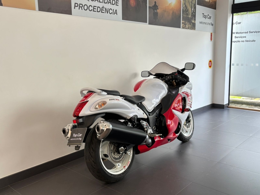 SUZUKI-Hayabusa GSX 1300R-.