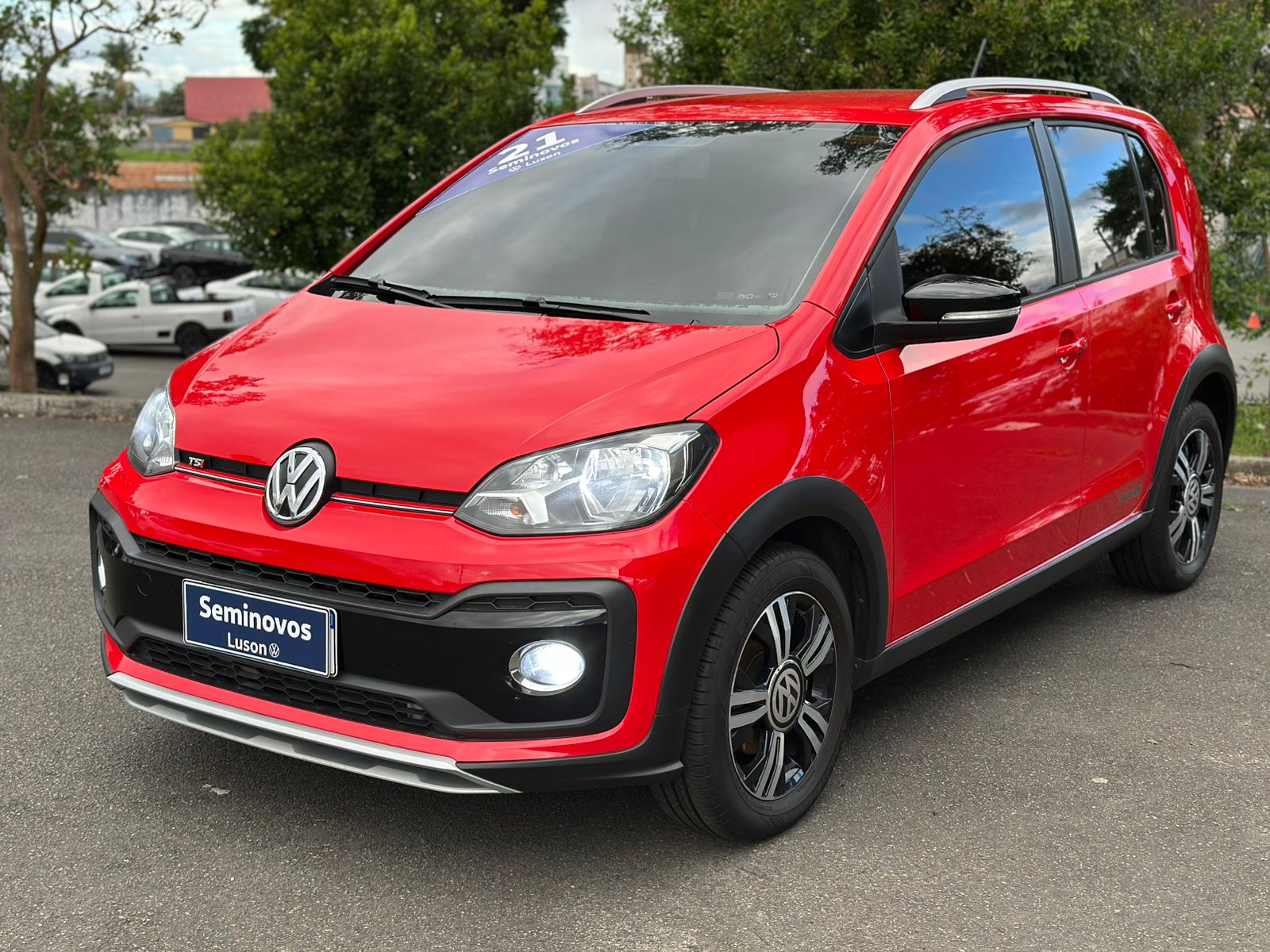 VW - Volkswagen-up!-up! Xtreme 1.0 TSI Total Flex 12V 5p