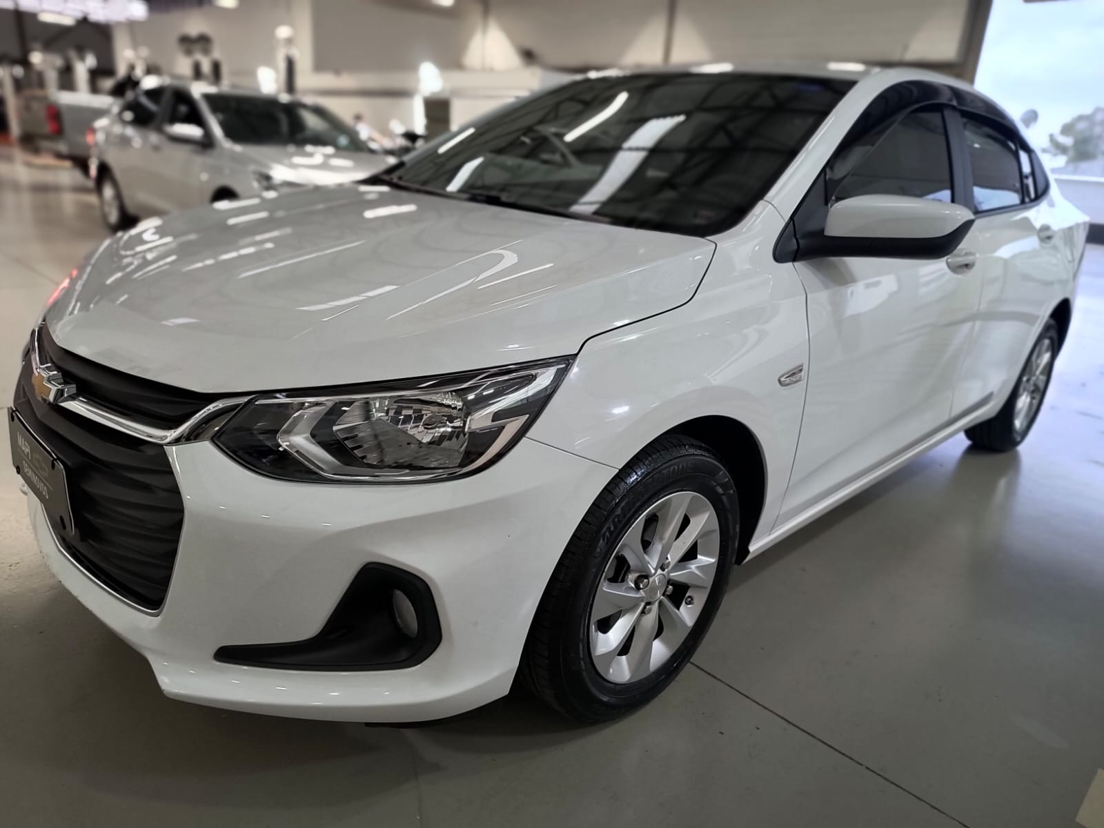 ONIX SEDAN Plus LT 1.0 12V TB Flex Mec.