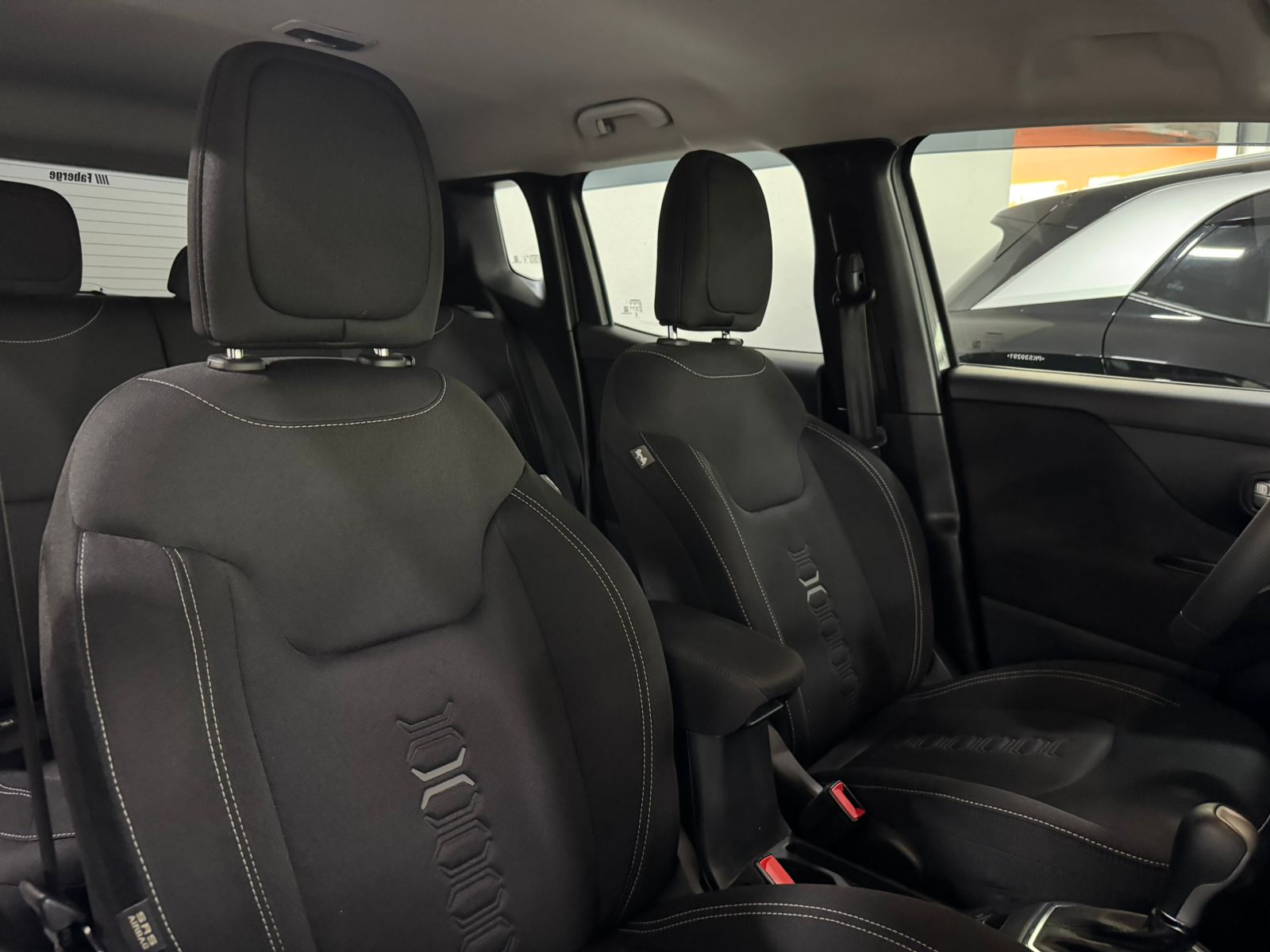 Jeep-RENEGADE-Renegade T270 1.3 TB 4x2 Flex Aut.