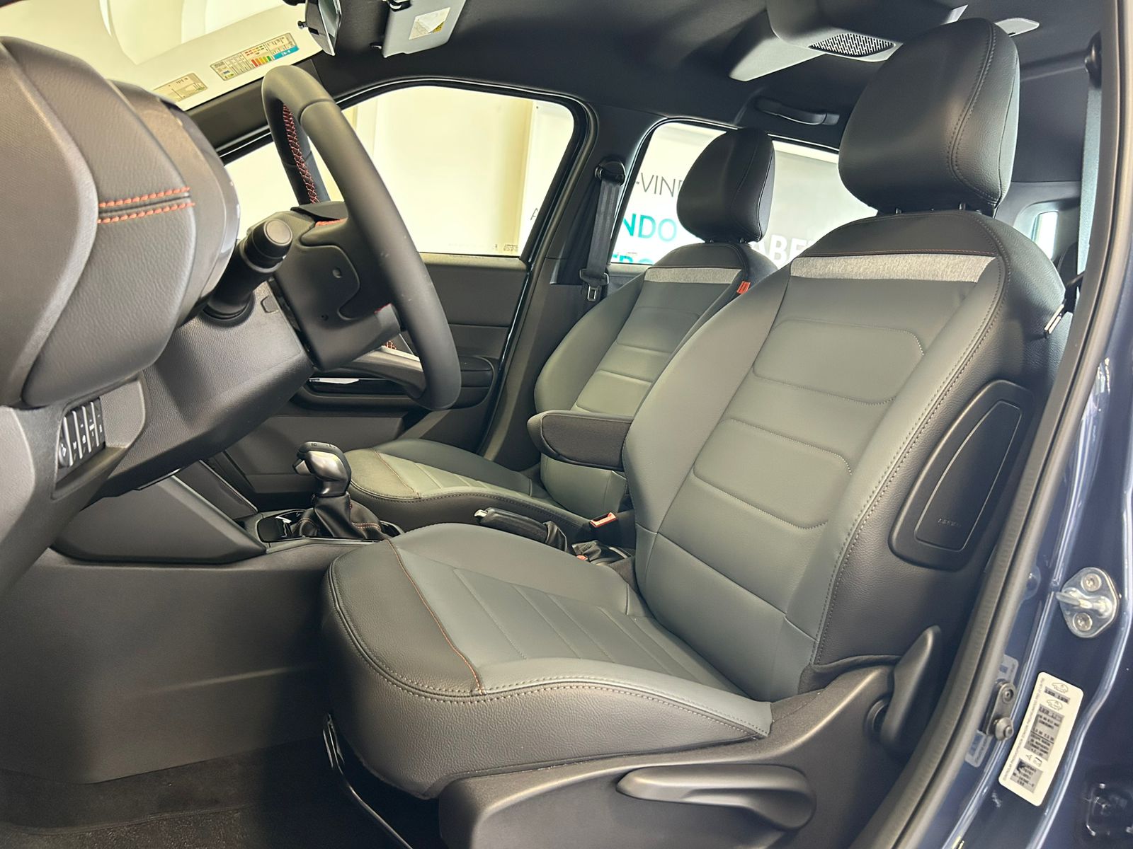 Citroën-AIRCROSS-C3 AIRCROSS 7 Shine 1.0 Flex TB 200 Aut.