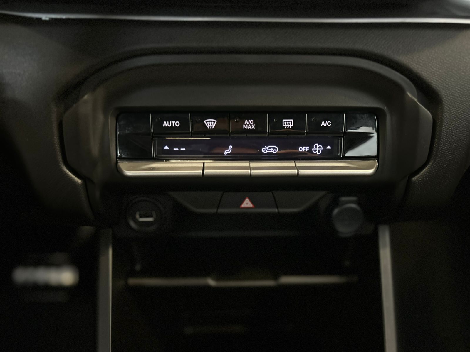 Citroën-AIRCROSS-C3 AIRCROSS 7 Shine 1.0 Flex TB 200 Aut.