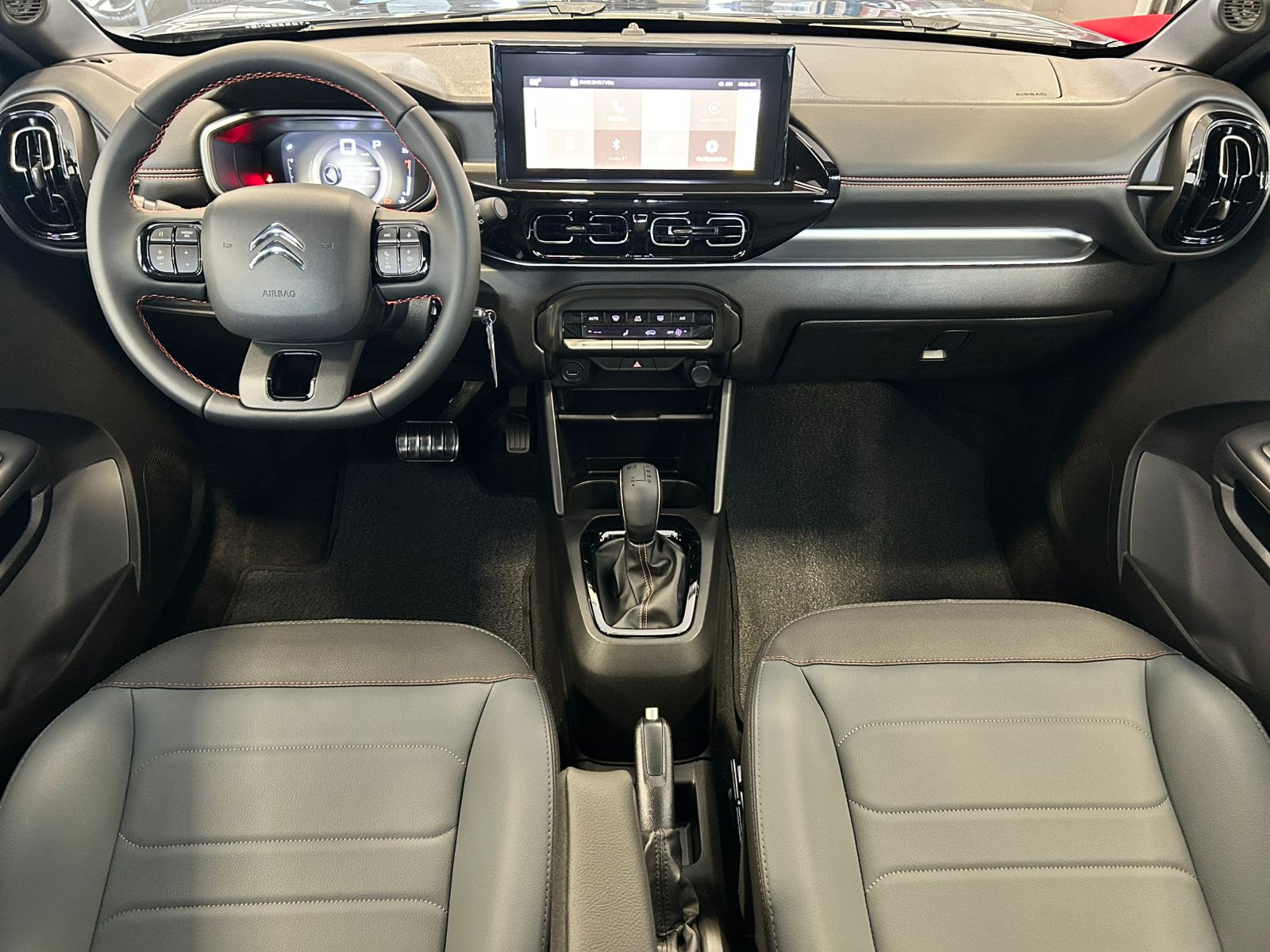 Citroën-AIRCROSS-C3 AIRCROSS 7 Shine 1.0 Flex TB 200 Aut.