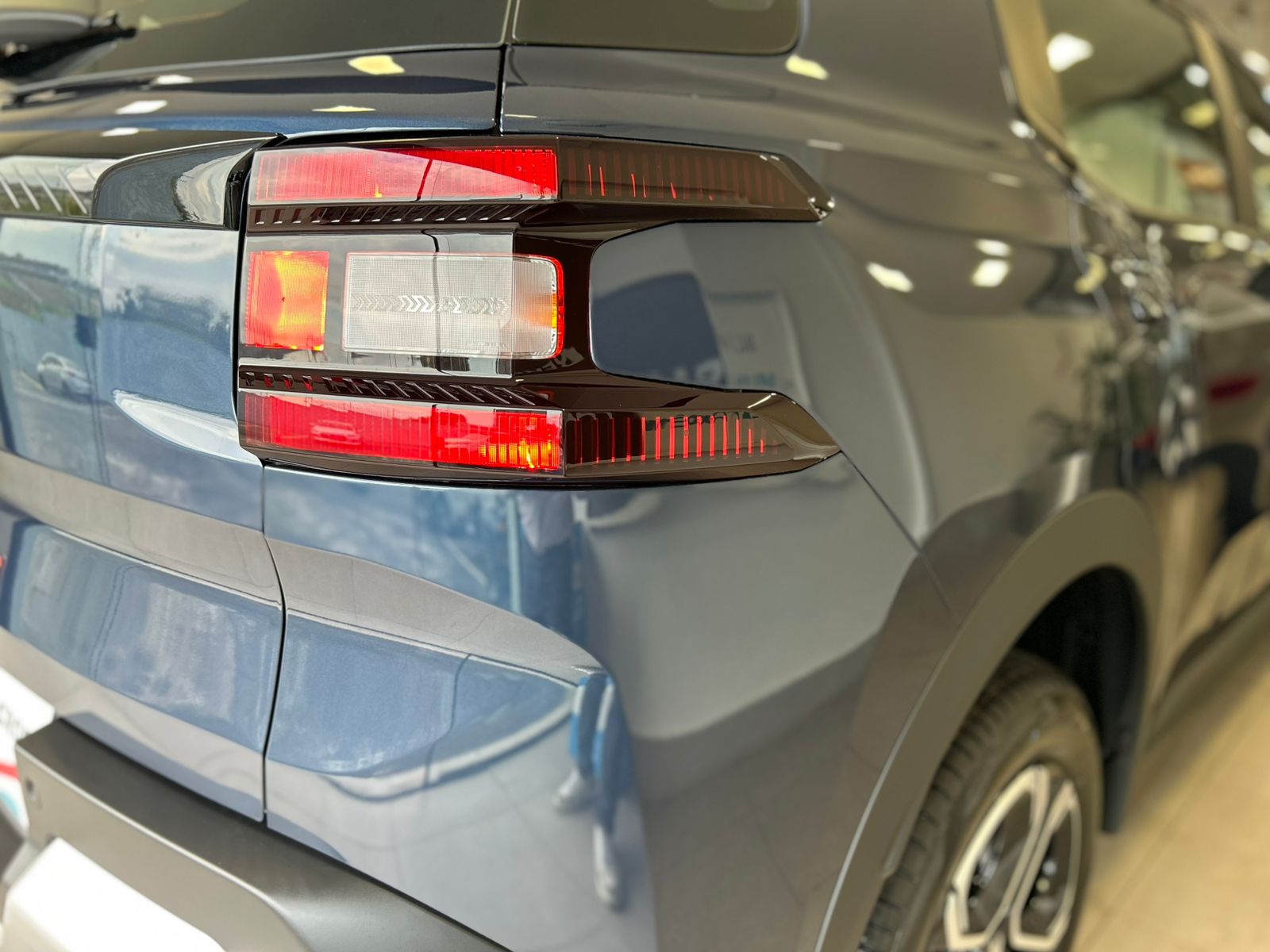 Citroën-AIRCROSS-C3 AIRCROSS 7 Shine 1.0 Flex TB 200 Aut.