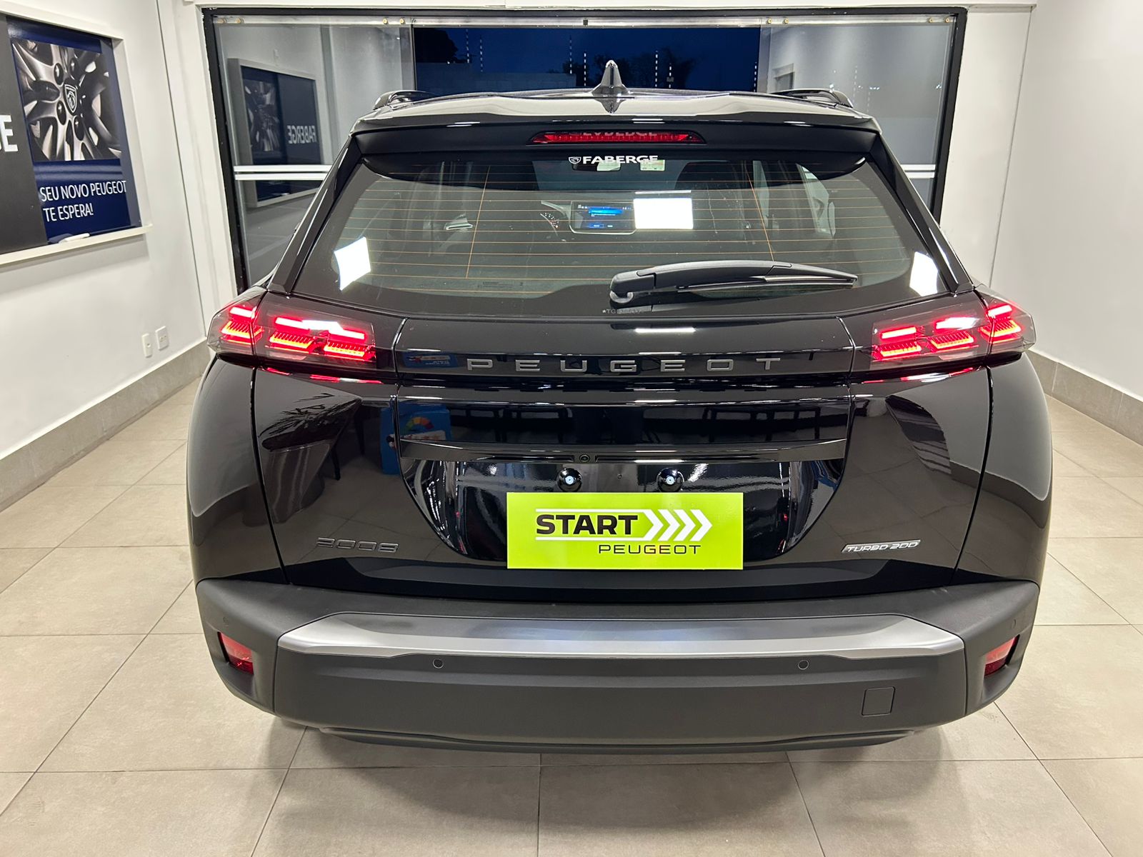 Peugeot-2008-2008 Active 1.0 Turbo Flex 5p Aut.