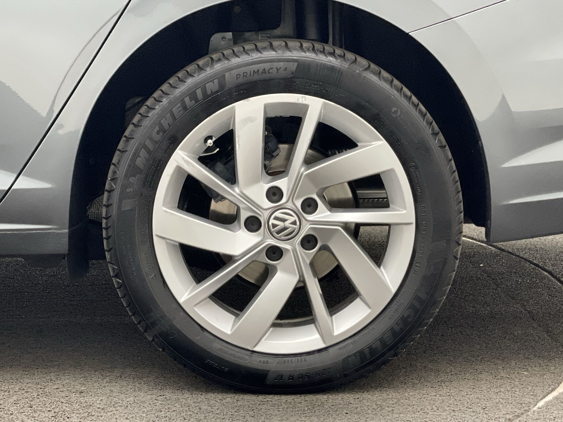 VW - Volkswagen-JETTA-JETTA Comfort. 250 TSI 1.4 Flex 16v Aut.