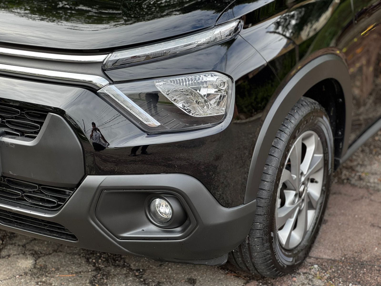 Citroën-C3-C3 Feel 1.0 Flex 6V 5p Mec.