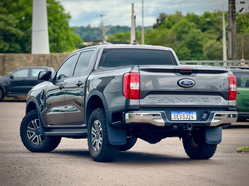 Ford-RANGER-3.0 V6 TURBO DIESEL CD XLT 4X4 AUTOMÁTICO
