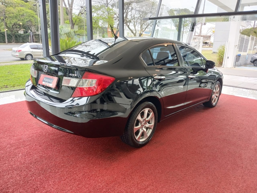 Honda CIVIC - 1.8 EXS 16V FLEX 4P AUTOMÁTICO