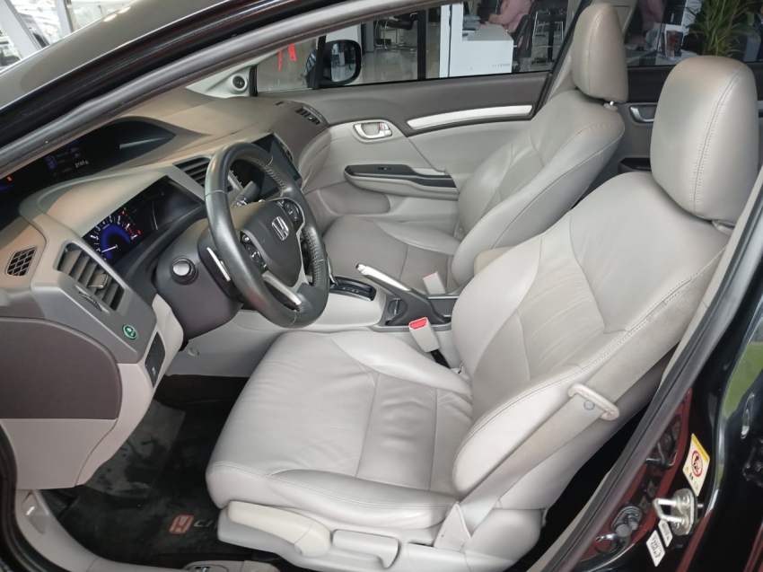 Honda CIVIC - 1.8 EXS 16V FLEX 4P AUTOMÁTICO