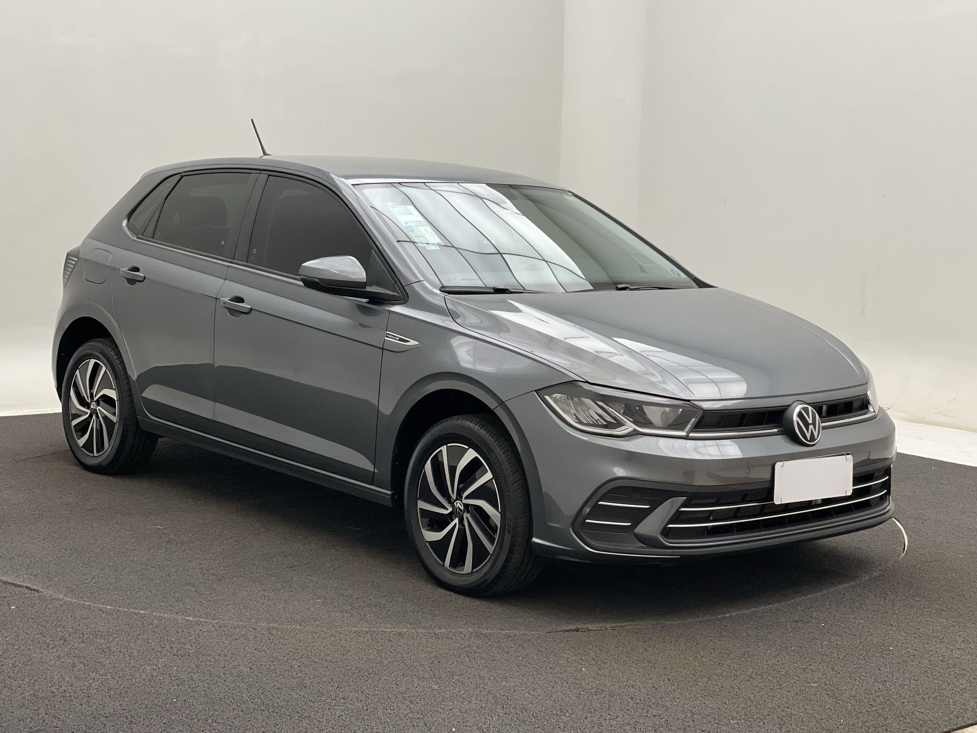 VW - Volkswagen-Polo-Polo Highline TSI 1.0 Flex 12V Aut.