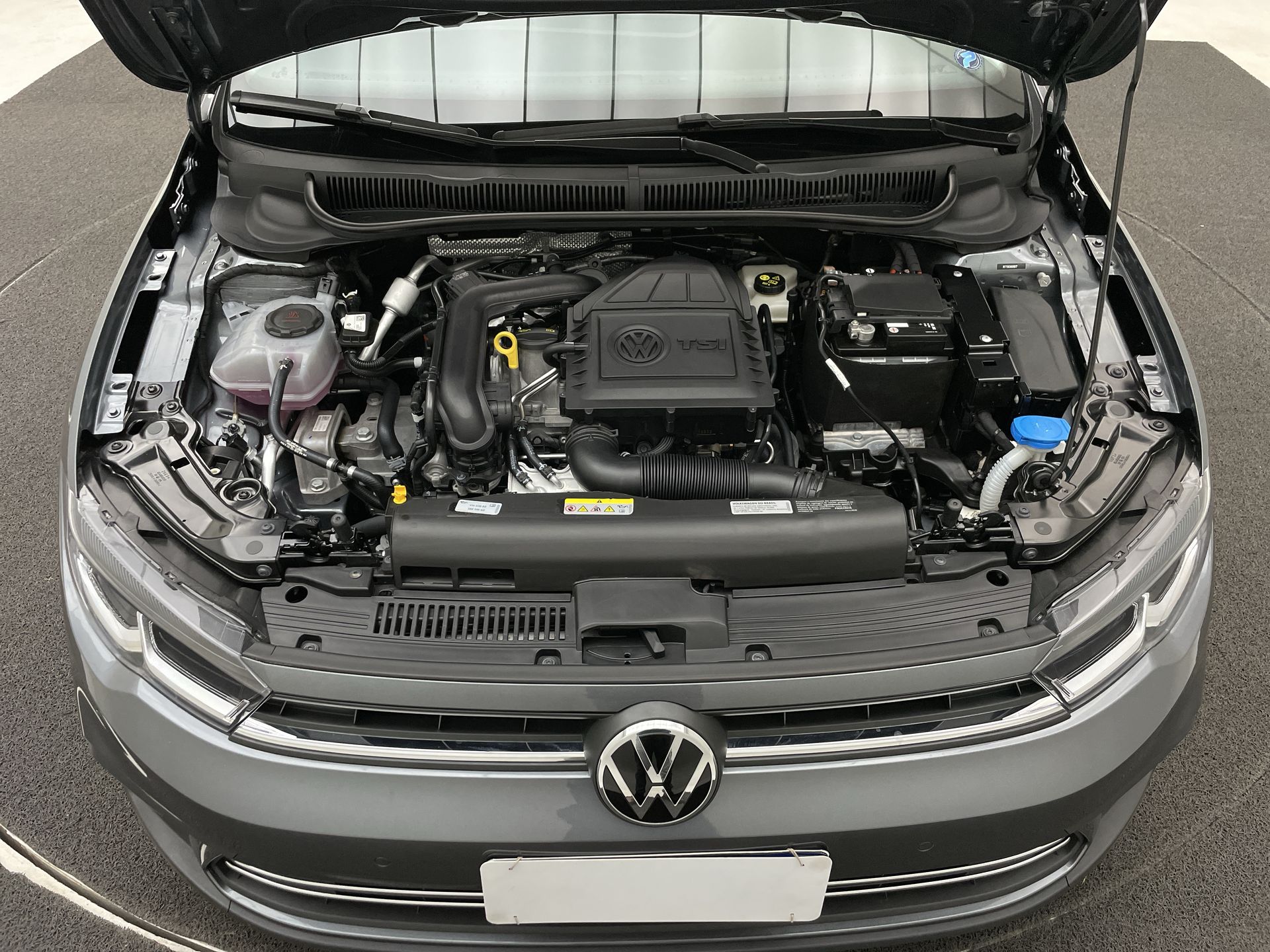 VW - Volkswagen-Polo-Polo Highline TSI 1.0 Flex 12V Aut.