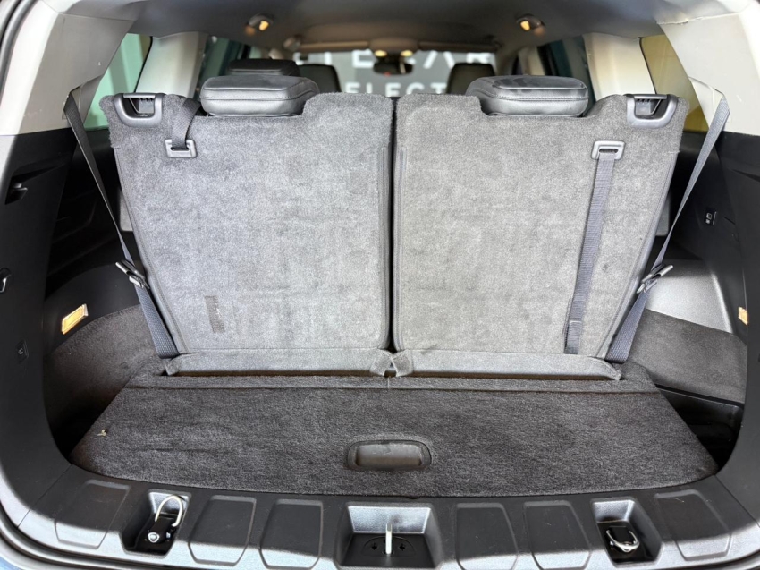 Jeep-COMMANDER-1.3 T270 TURBO FLEX LIMITED AT6