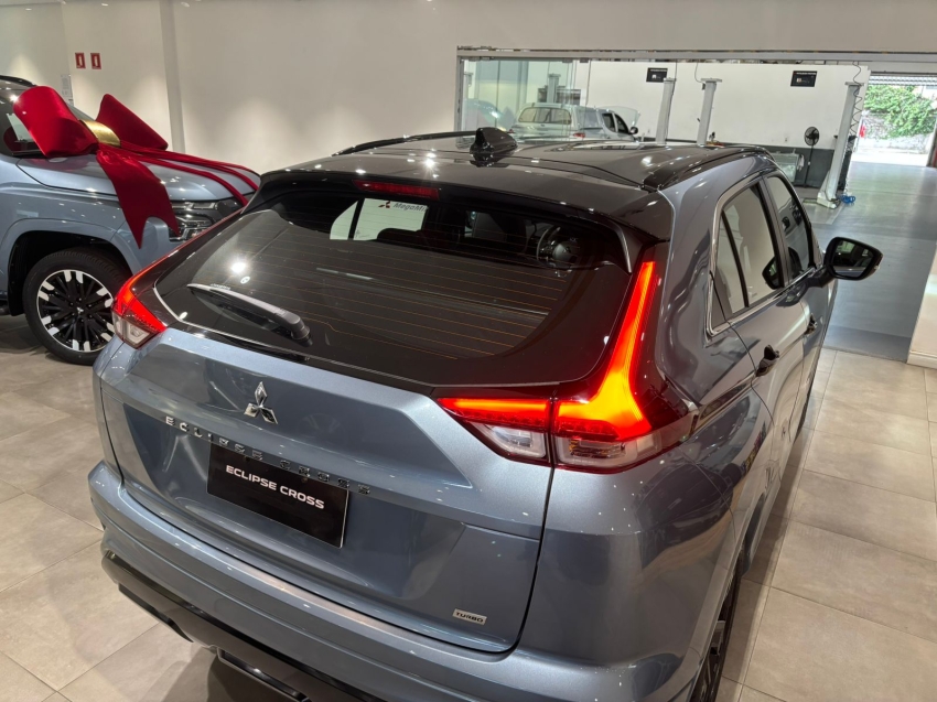 Mitsubishi-ECLIPSE CROSS-1.5 MIVEC TURBO GASOLINA TARMAC CVT