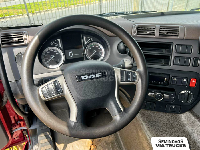 DAF-CF-CF FAS 300 6x2 Sleep. Cab Aut (Die)(E5)