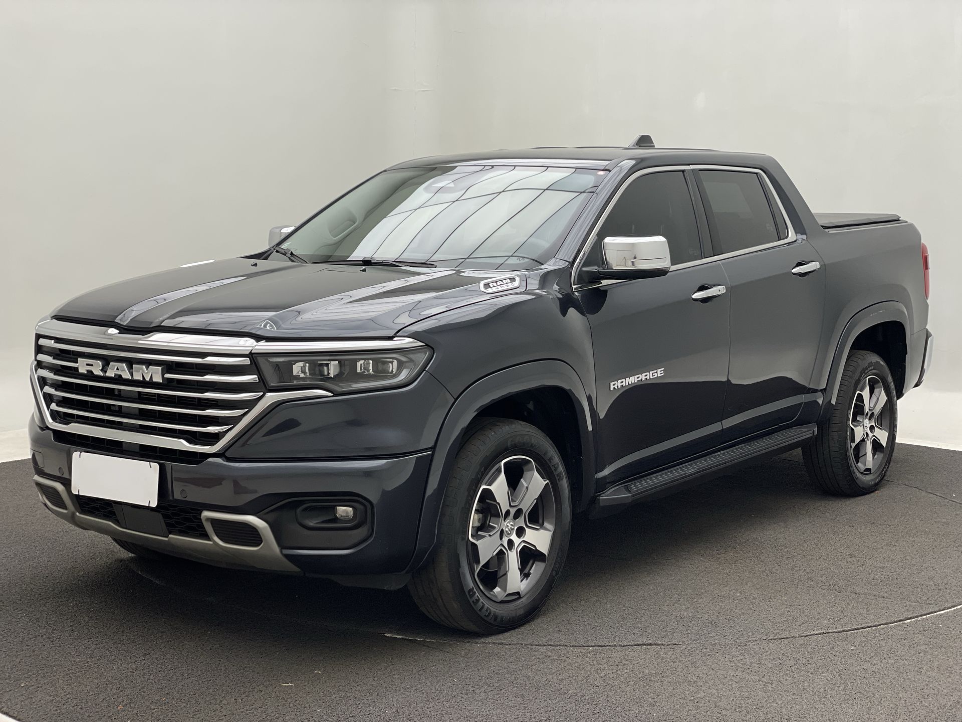 RAMPAGE LARAMIE 2.0 TB CD 4X4 Die. Aut.