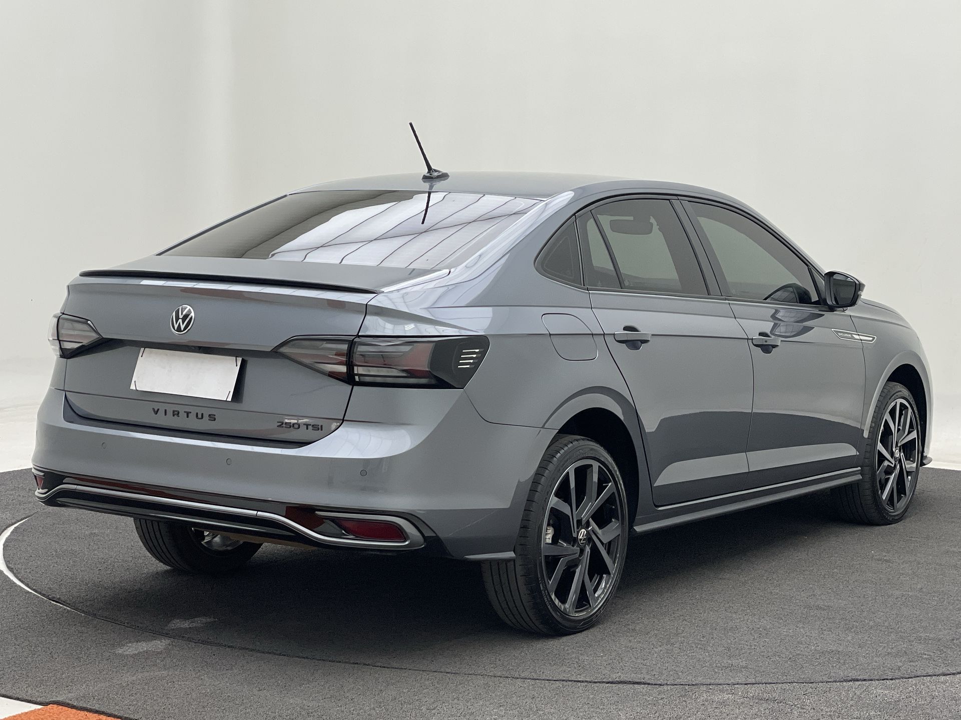 VIRTUS Exclusive 250TSI 1.4 Flex 16V Aut