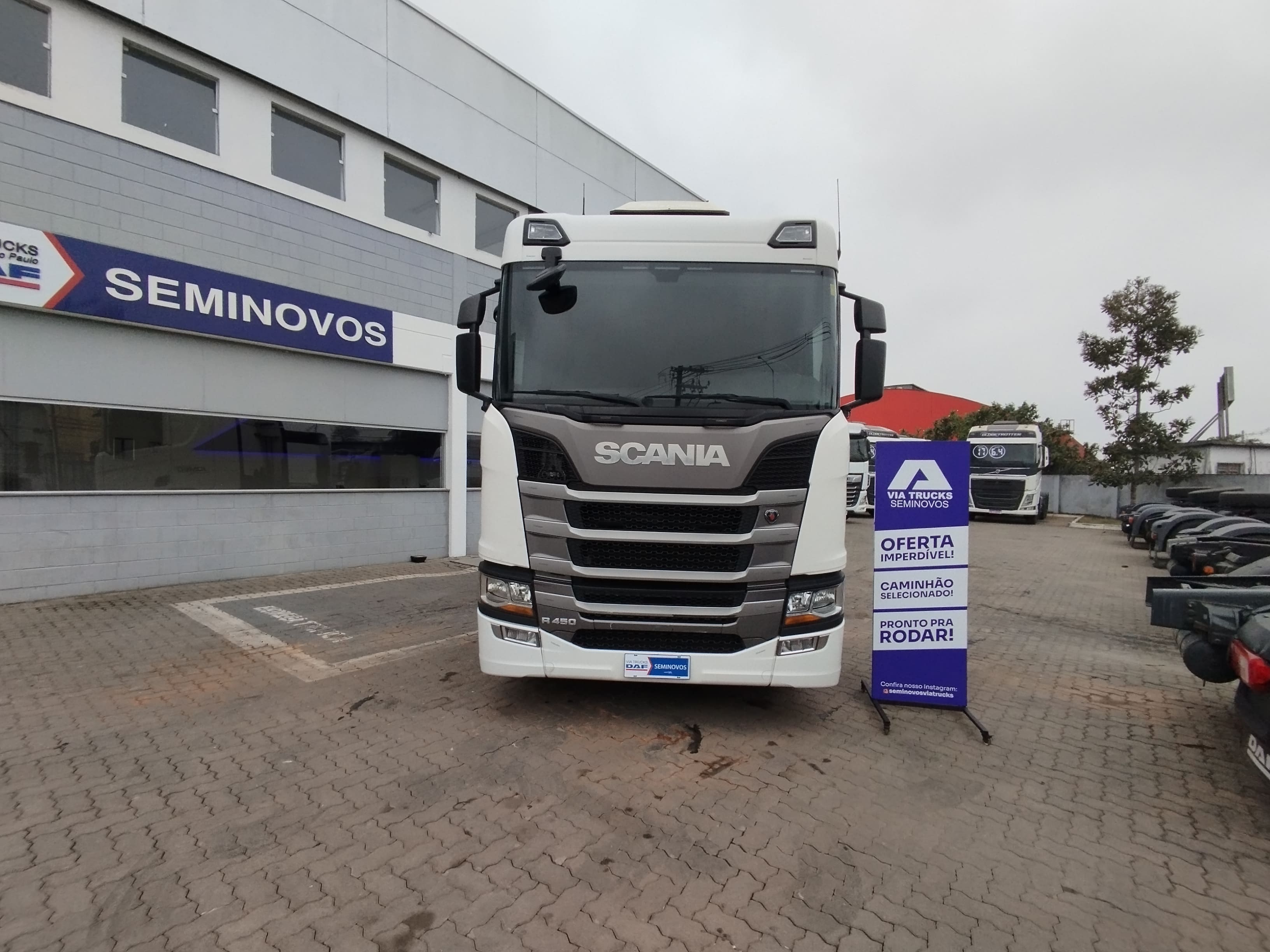 R-450 A 6x2 2p (diesel)(E5)