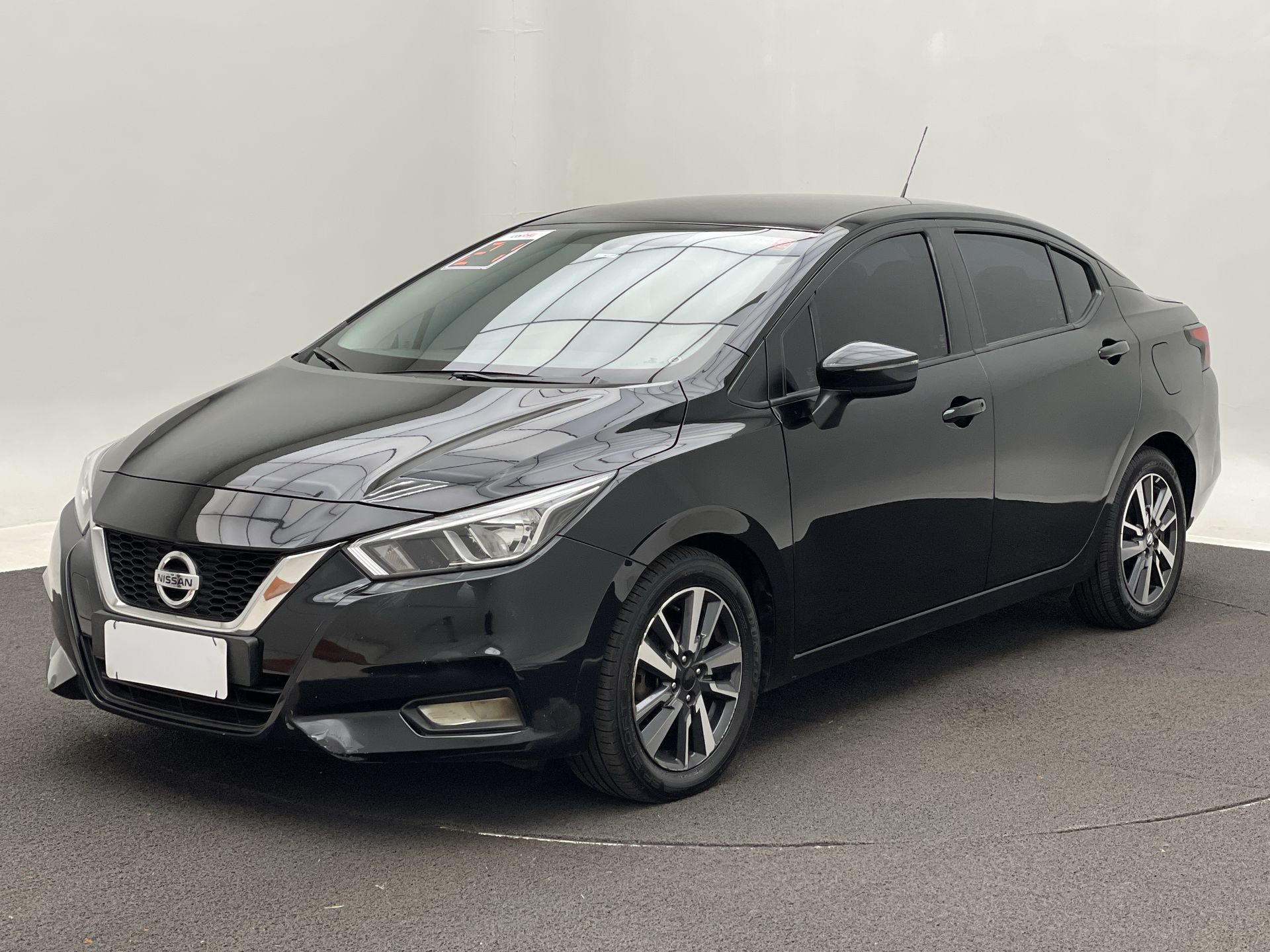 VERSA Advance 1.6 16V Flex Aut.