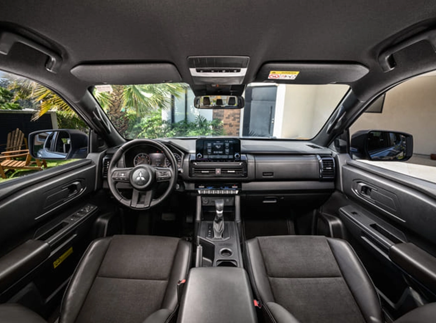 ACABAMENTO INTERNO PRETO