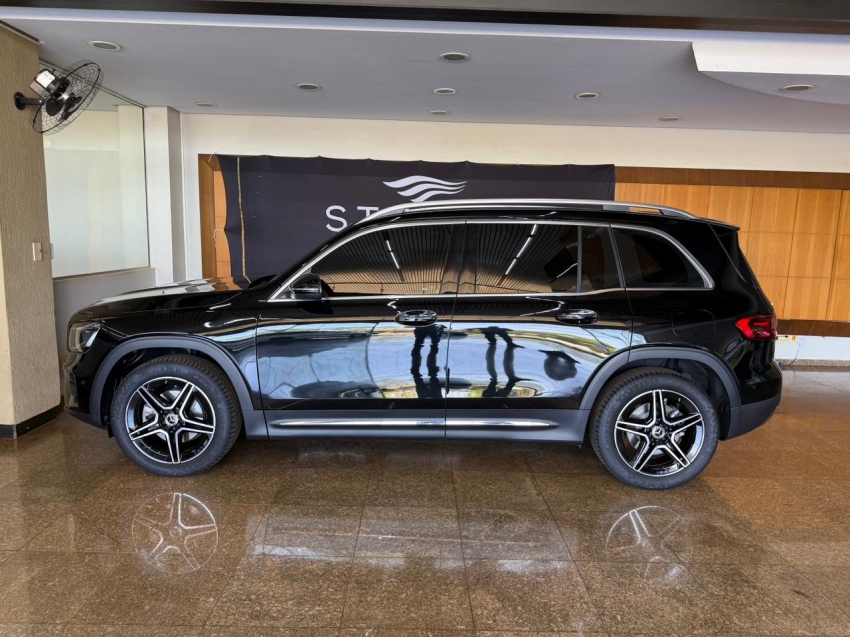 Mercedes-Benz-GLB 200-1.3 MHEV PROGRESSIVE 7G-DCT