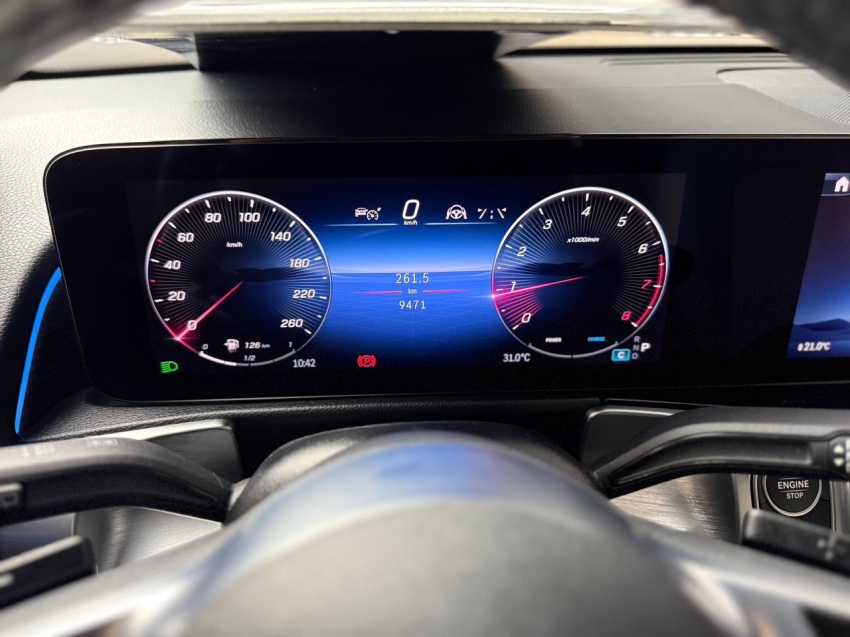 Mercedes-Benz-GLB 200-1.3 MHEV PROGRESSIVE 7G-DCT