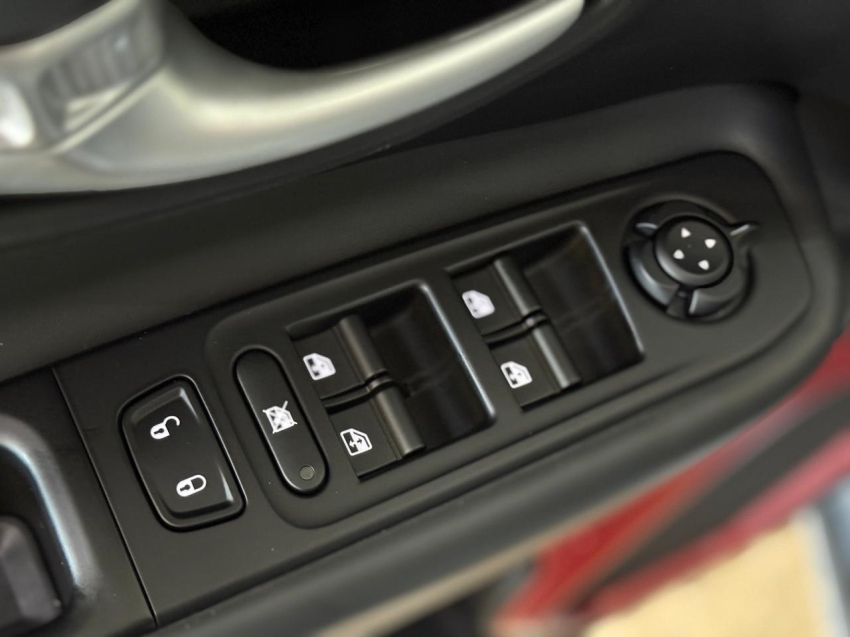 Jeep-RENEGADE-1.3 T270 TURBO FLEX TRAILHAWK 4X4 AT9