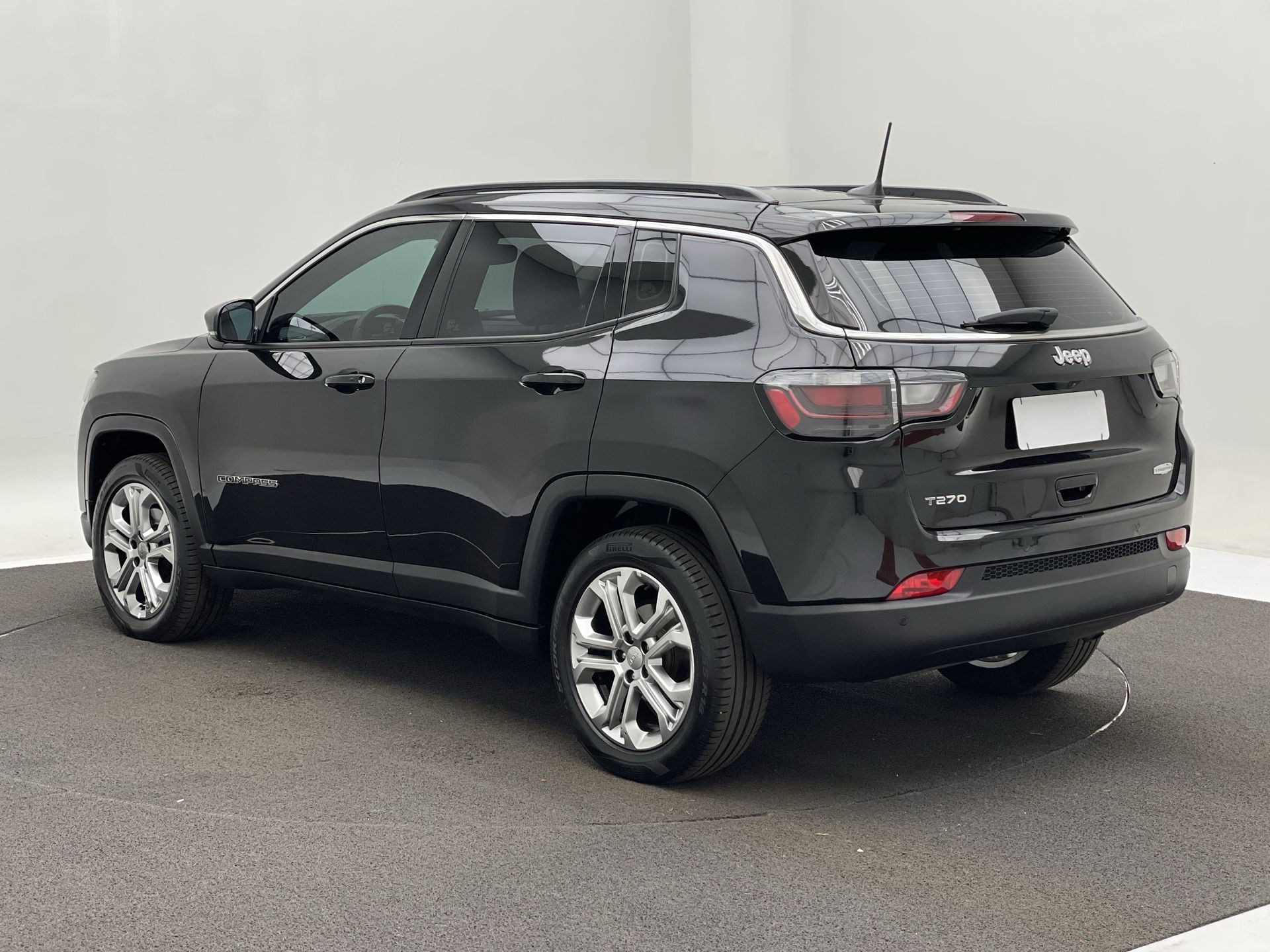 COMPASS LONG. T270 1.3 TB 4x2 Flex Aut.