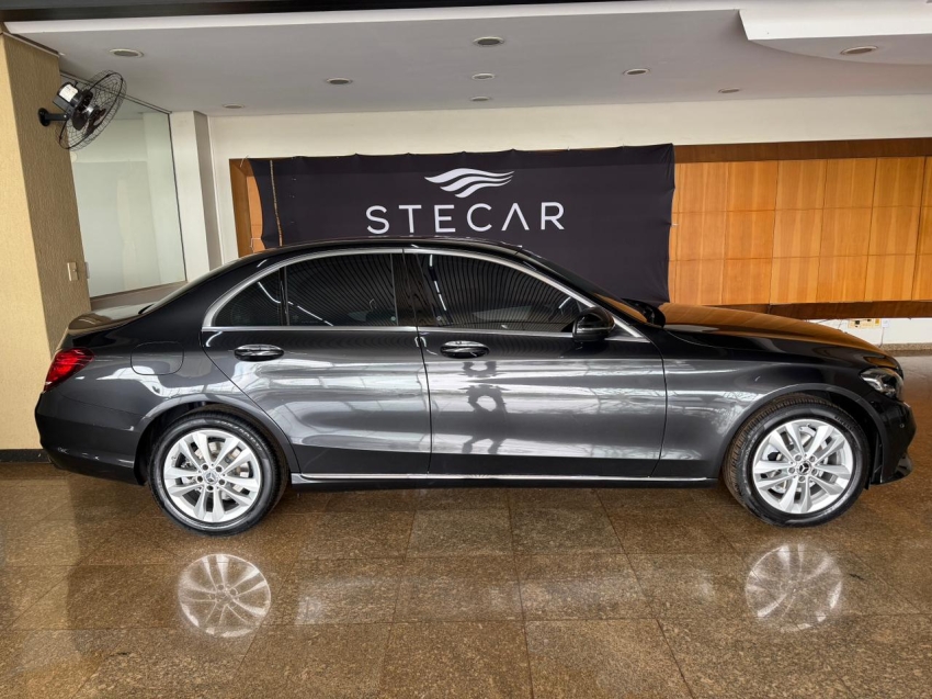 Mercedes-Benz-C 180-1.6 CGI FLEX AVANTGARDE 9G-TRONIC