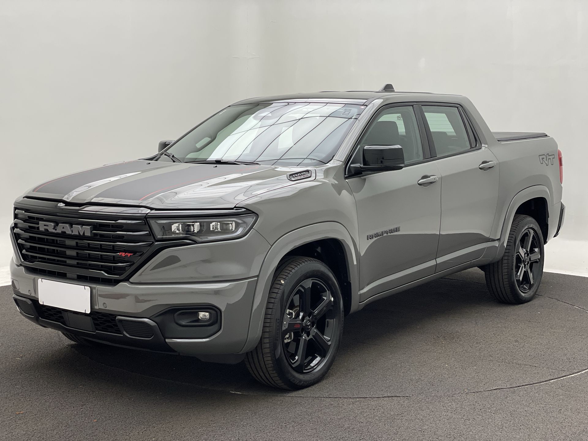 RAM-RAMPAGE-RAMPAGE R/T HURRIC. 4 2.0 TB CD 4X4 Aut.