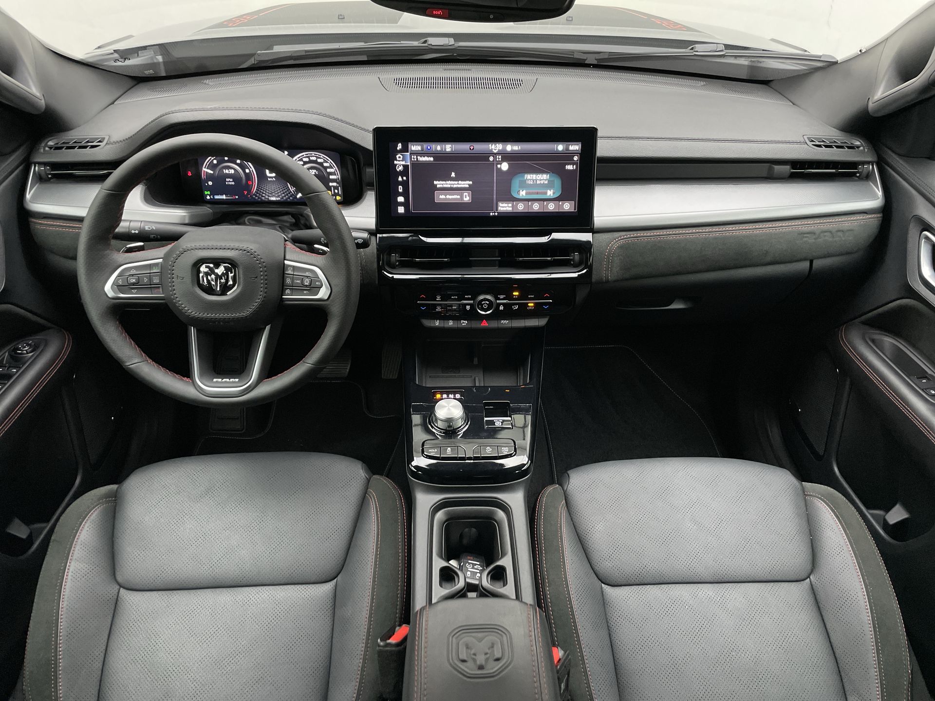 RAM-RAMPAGE-RAMPAGE R/T HURRIC. 4 2.0 TB CD 4X4 Aut.