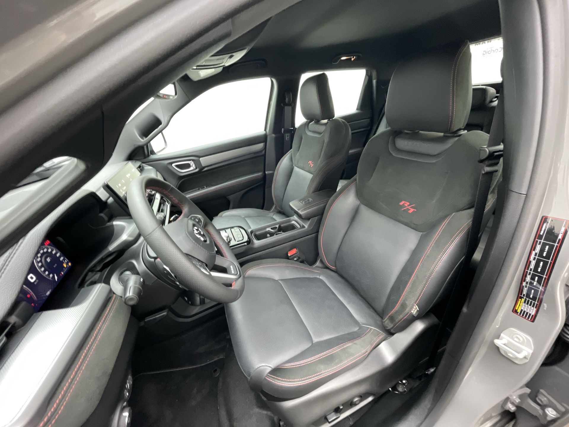 RAM-RAMPAGE-RAMPAGE R/T HURRIC. 4 2.0 TB CD 4X4 Aut.